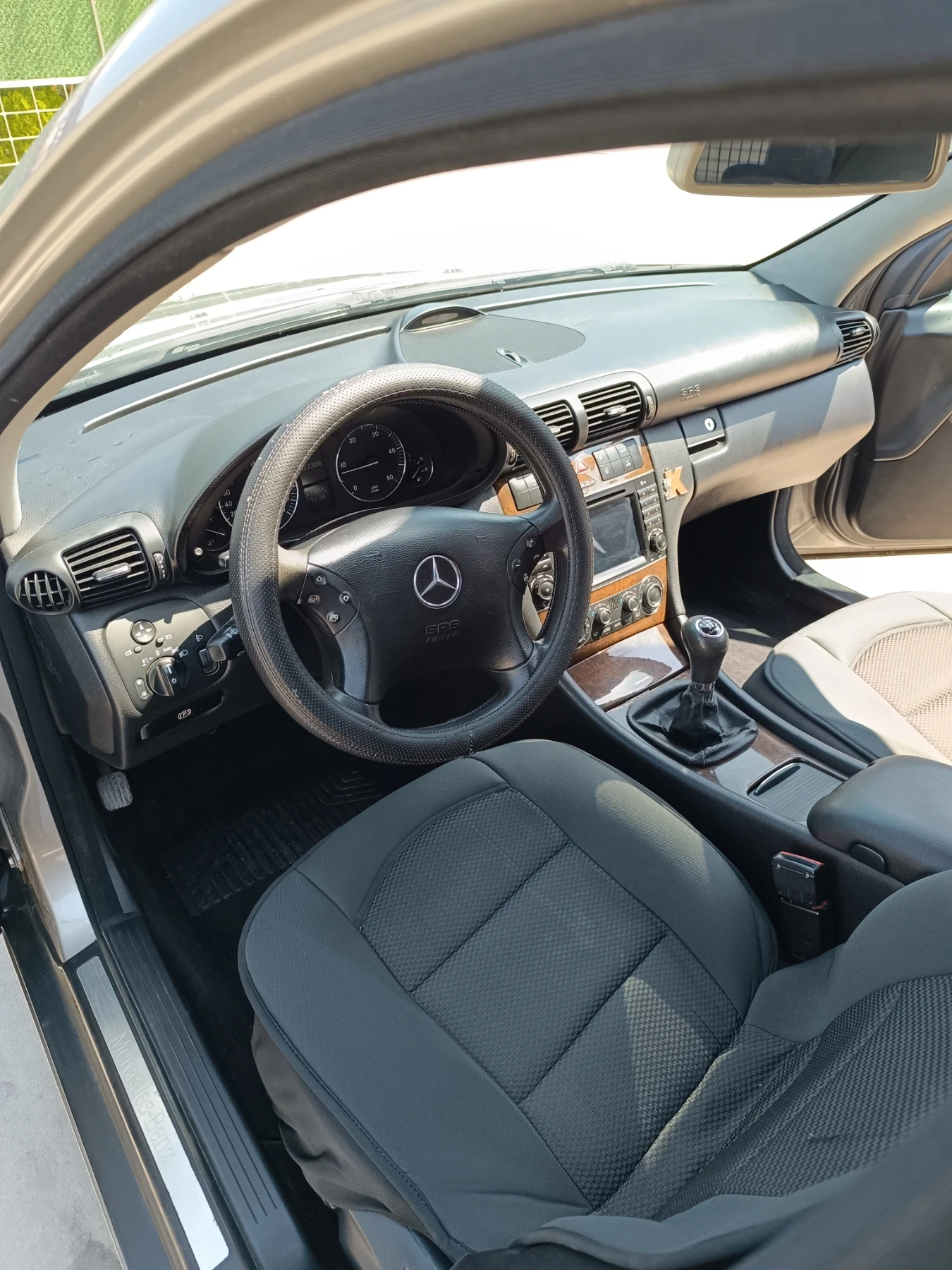 Mercedes-Benz C 200  - изображение 4