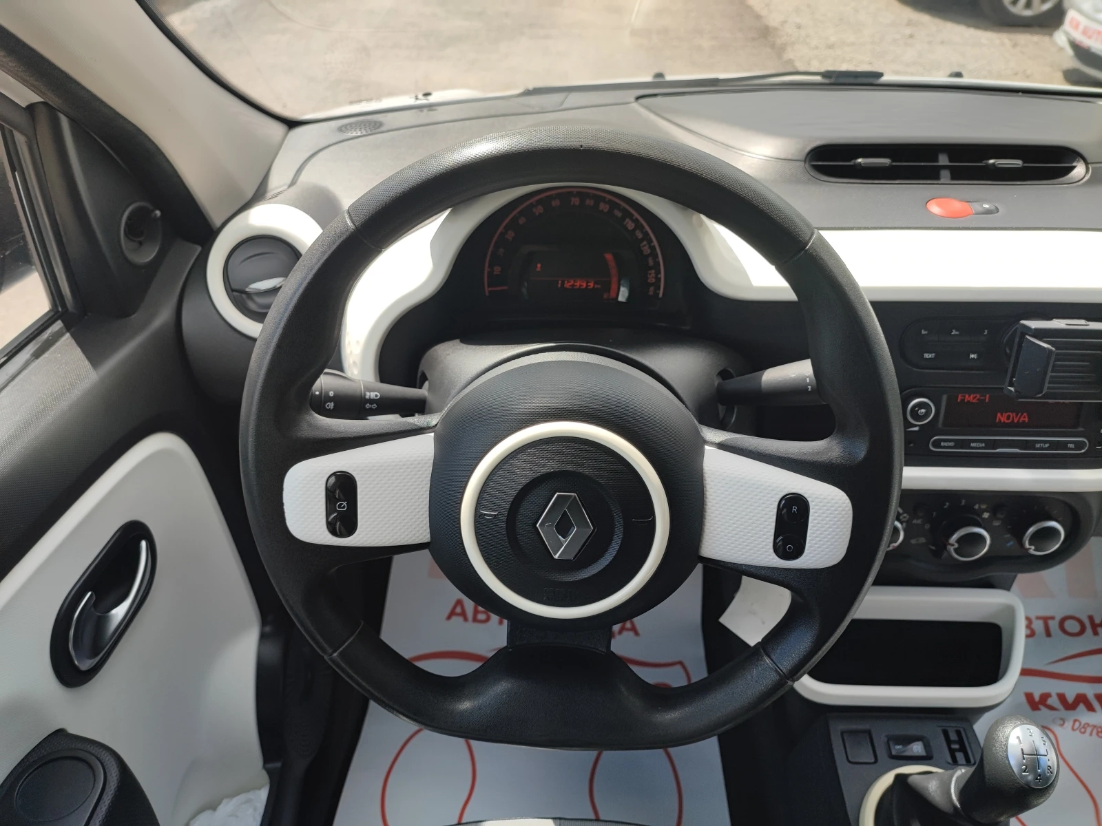 Renault Twingo 1.0 - 70ks -   | Mobile.bg   12