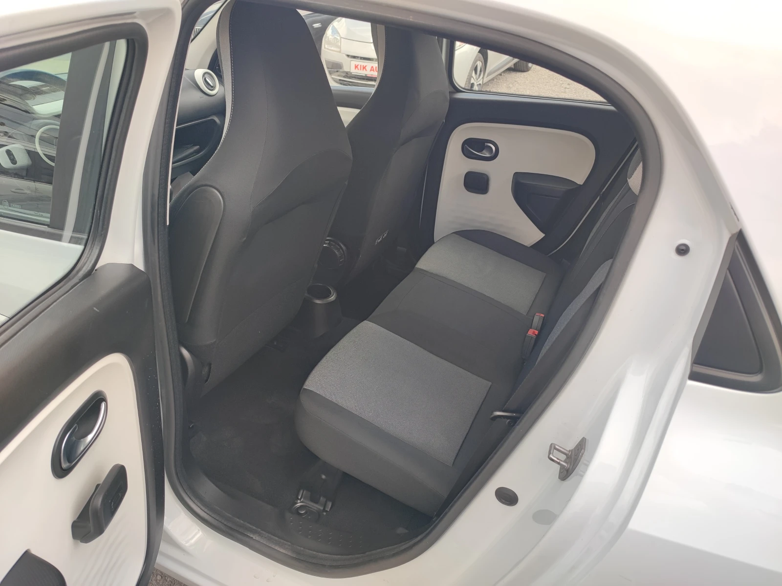 Renault Twingo 1.0 - 70ks -   | Mobile.bg   14