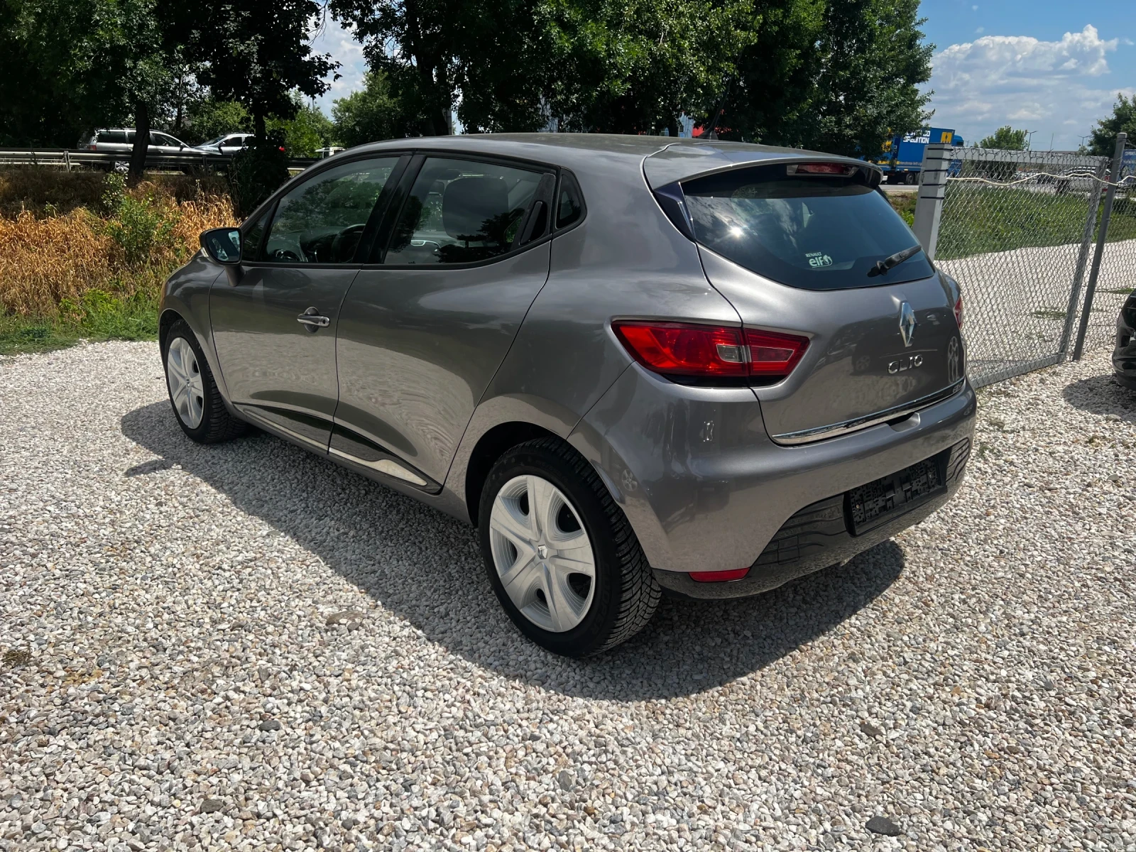 Renault Clio 1.2I EURO5 - изображение 6