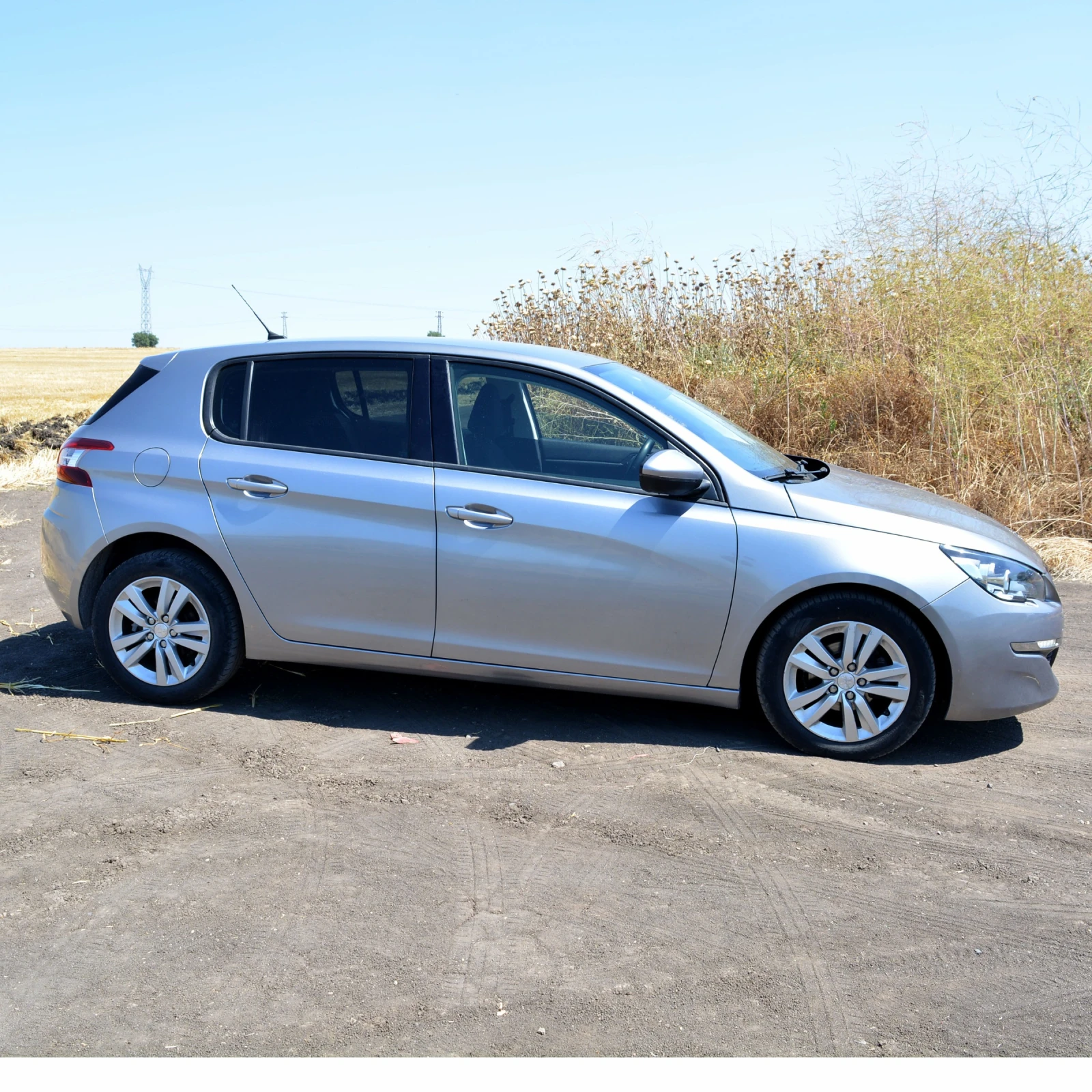 Peugeot 308 1.2 Turbo - изображение 2