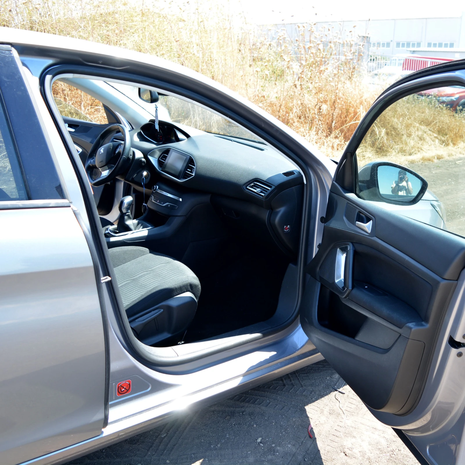Peugeot 308 1.2 Turbo - изображение 6