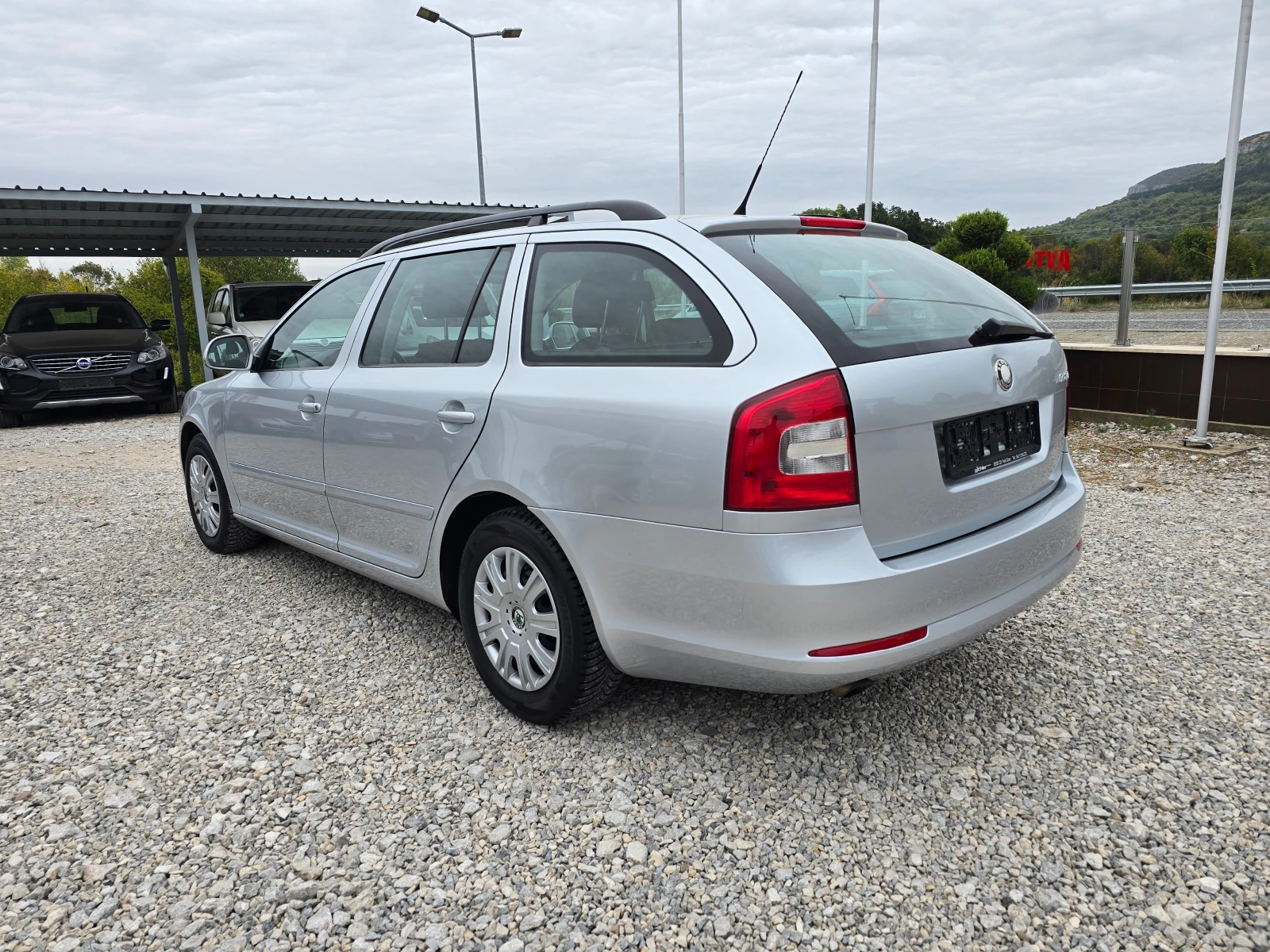 Skoda Octavia 1.9TDI 105кс КЛИМАТИК - изображение 3