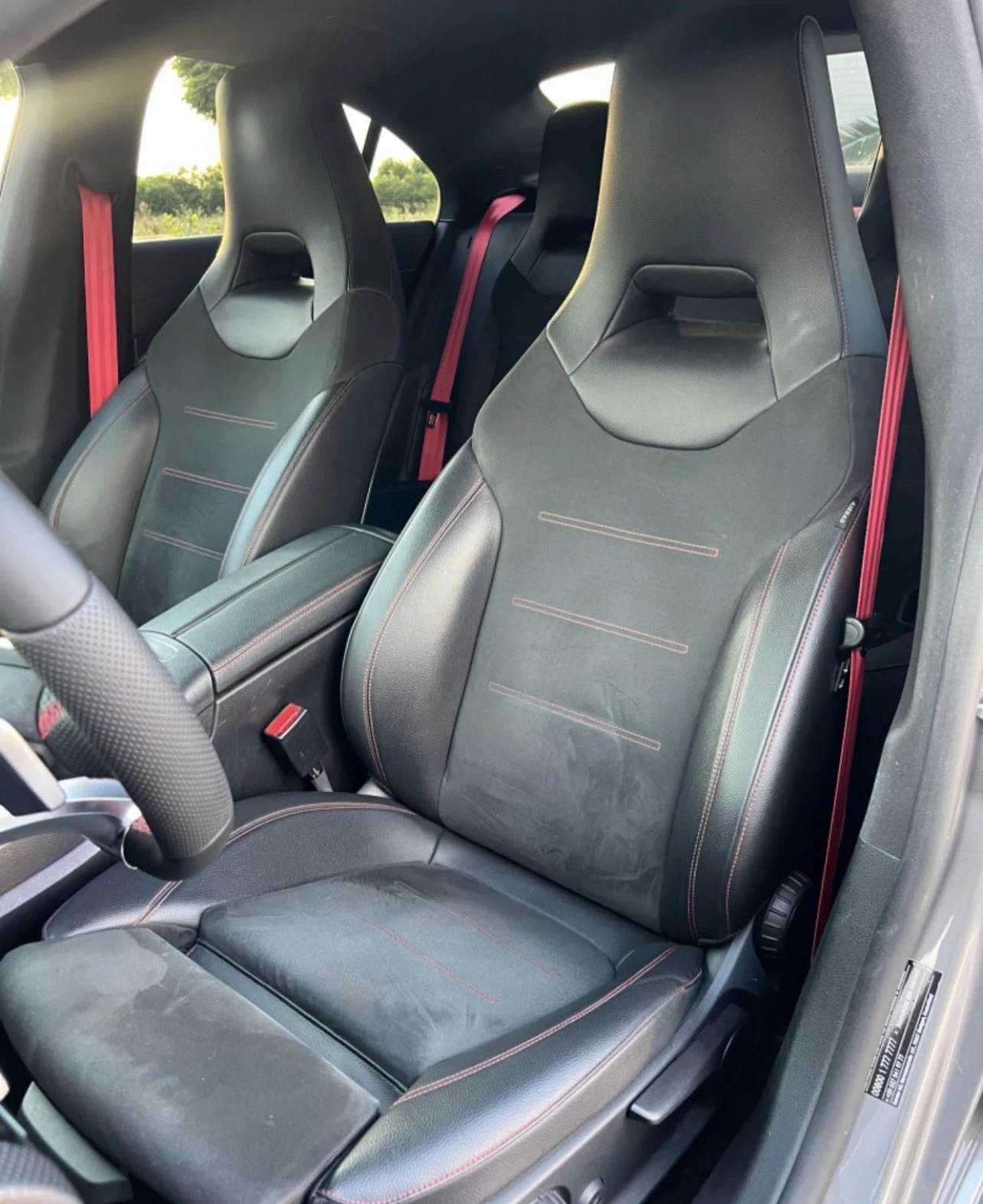 Mercedes-Benz CLA 180  - изображение 7