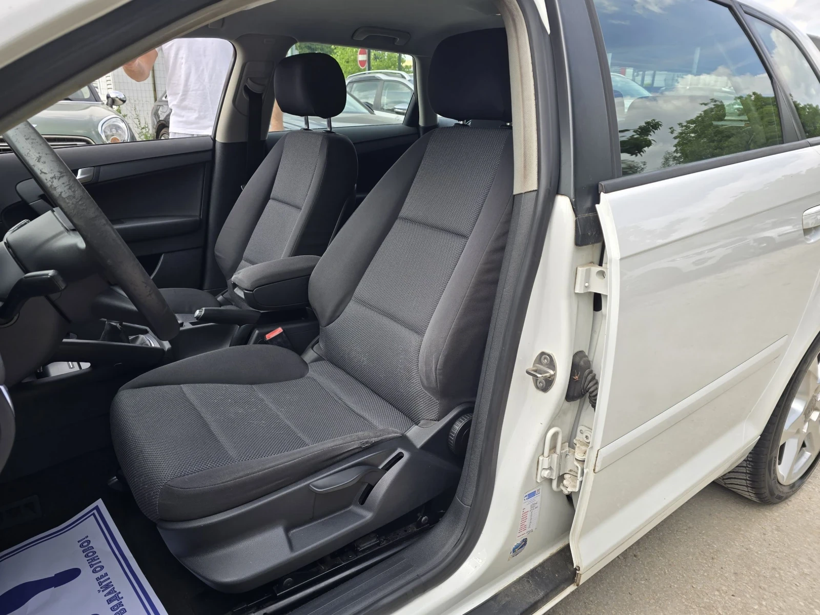 Audi A3 1.6TDI 90к.с S-line , снимка 9 - Автомобили и джипове - 53286704