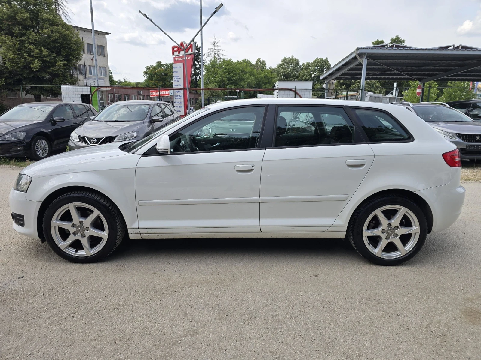 Audi A3 1.6TDI 90к.с S-line , снимка 7 - Автомобили и джипове - 53286704