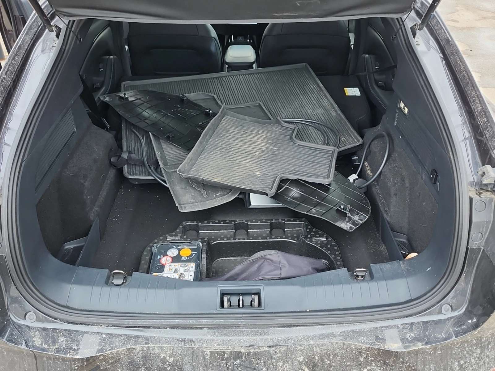 Ford Mustang Mach-E CALIFORNIA ROUTE 1, снимка 13 - Автомобили и джипове - 53761106