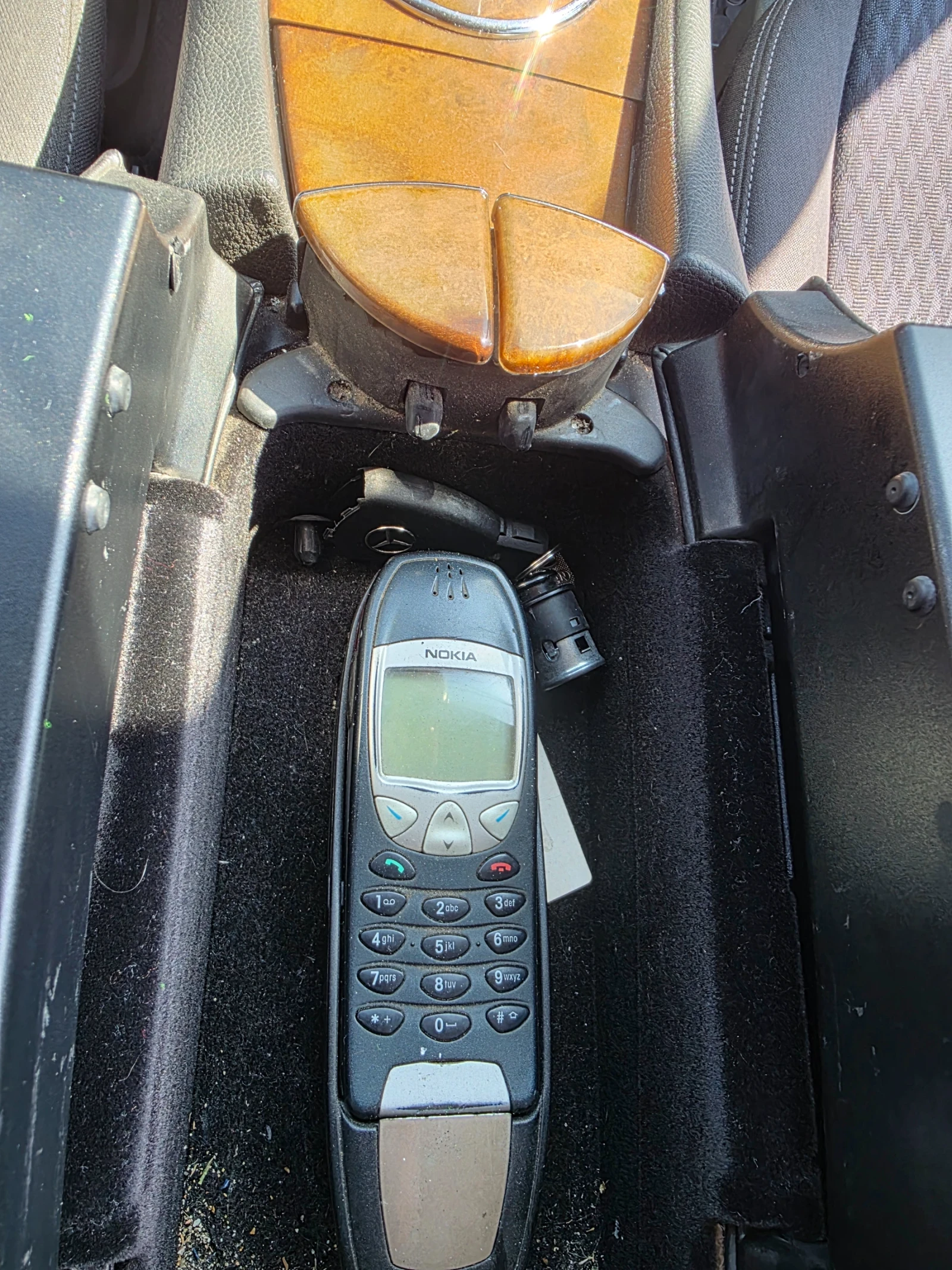 Mercedes-Benz E 270, снимка 6 - Автомобили и джипове - 53845960