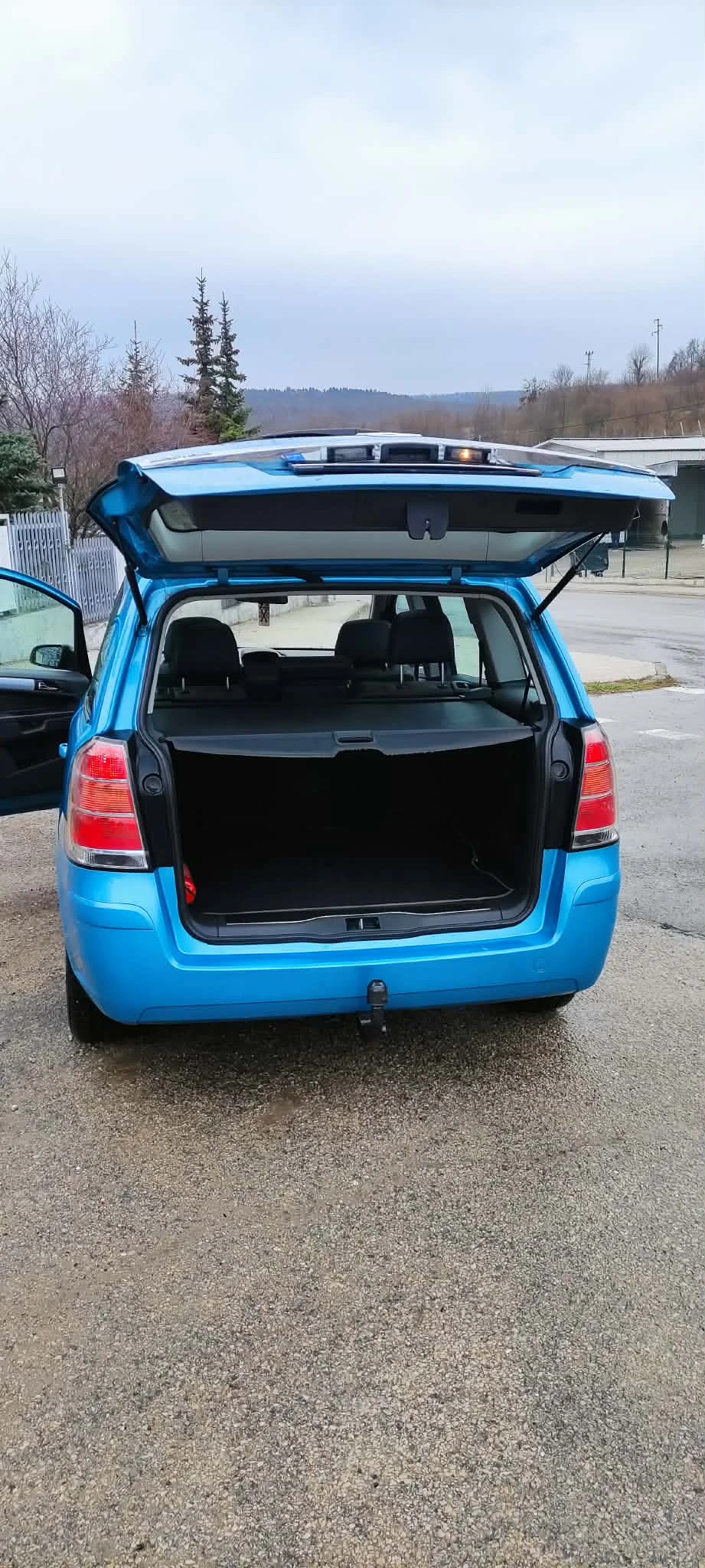Opel Zafira 1.8 - 7 местна, снимка 12 - Автомобили и джипове - 53935680