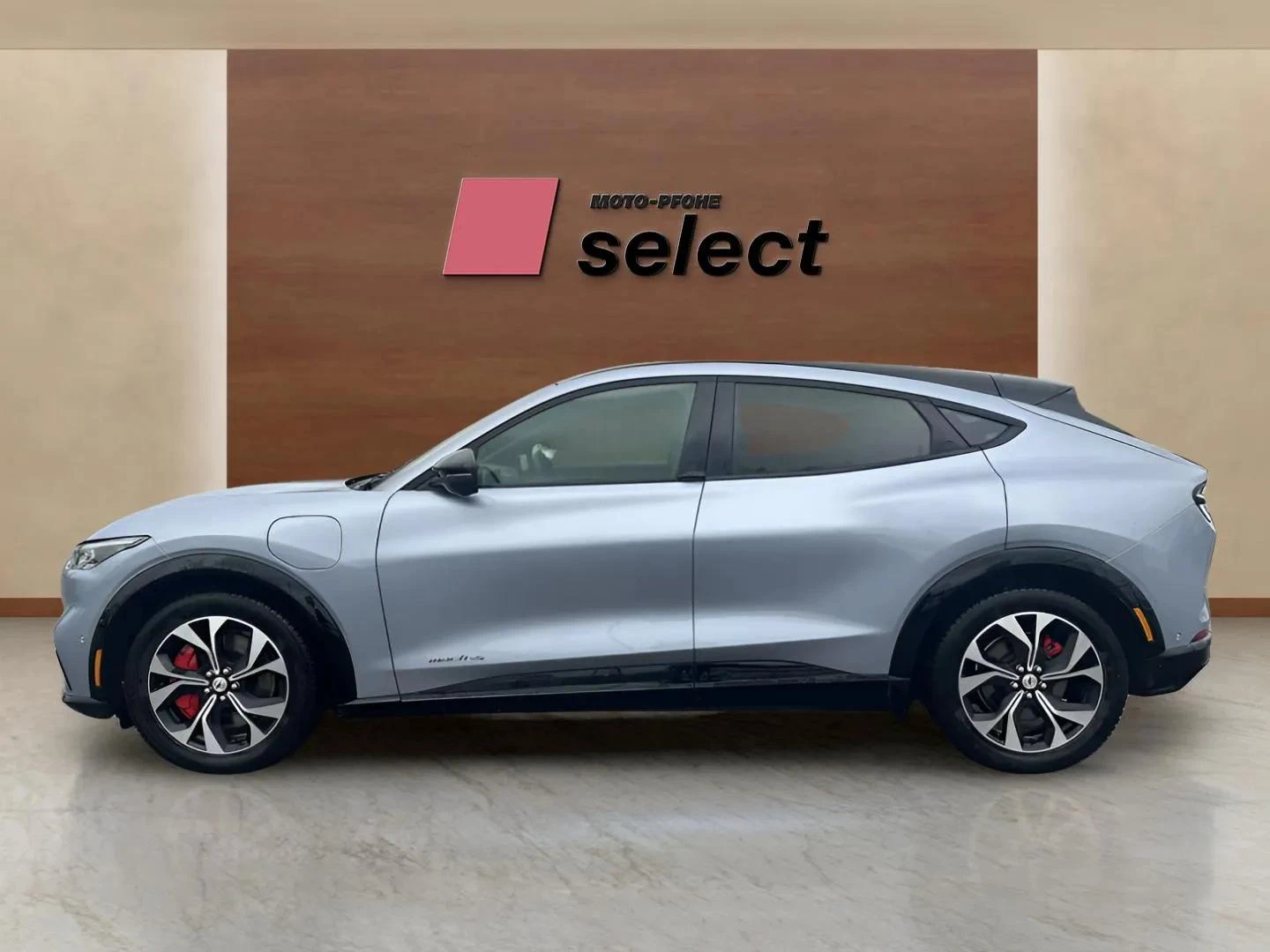 Ford Mustang Mach-E Electric motor, снимка 8 - Автомобили и джипове - 54108321