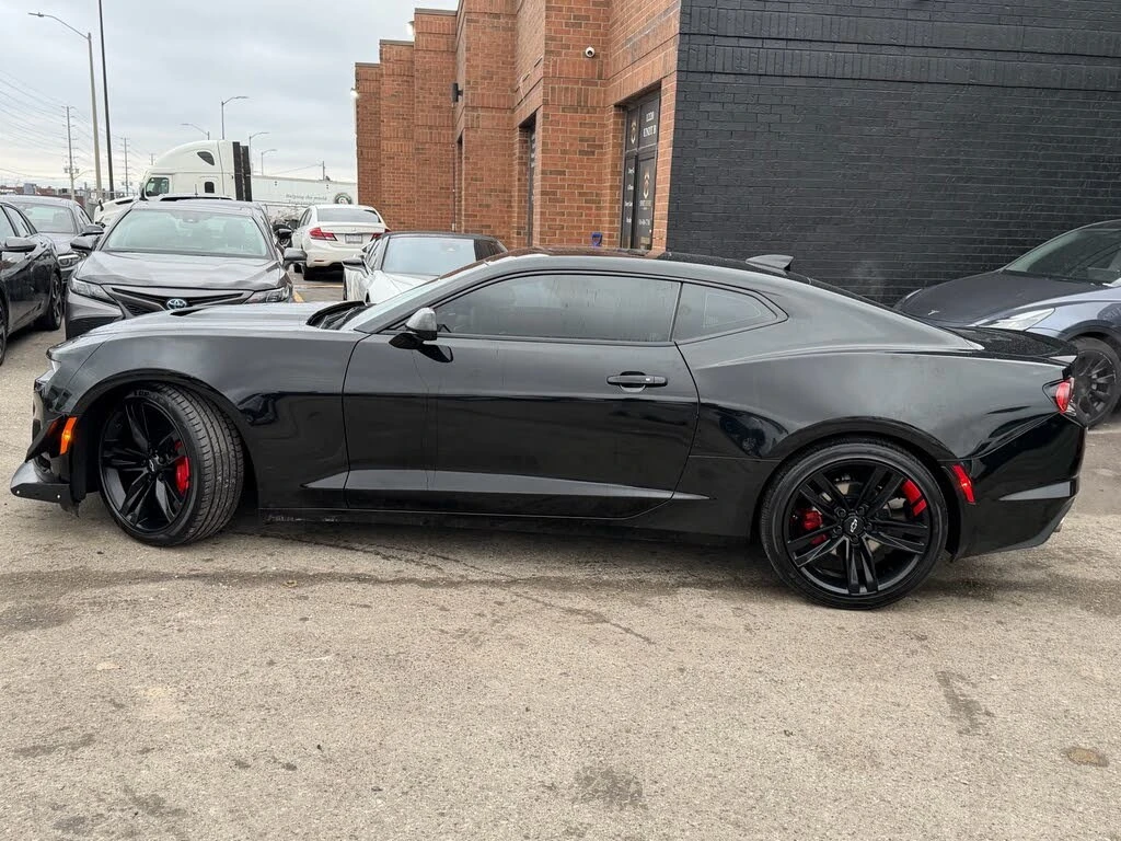 Chevrolet Camaro LT1* Coupe* RWD* АвтоКредит* (ЦЕНА ДО БГ), снимка 6 - Автомобили и джипове - 54137023