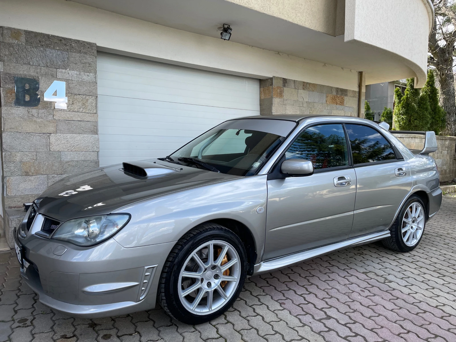 Subaru Impreza STI, снимка 2 - Автомобили и джипове - 54254034