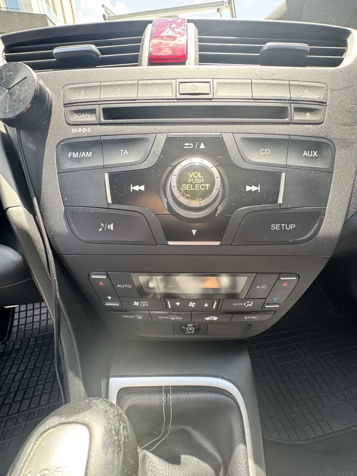 Honda Civic 2.2D, снимка 8 - Автомобили и джипове - 54424798