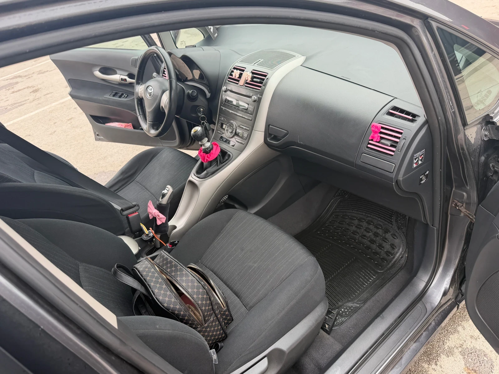 Toyota Auris 2.0 D-4D, 126 к.с, снимка 7 - Автомобили и джипове - 54472734