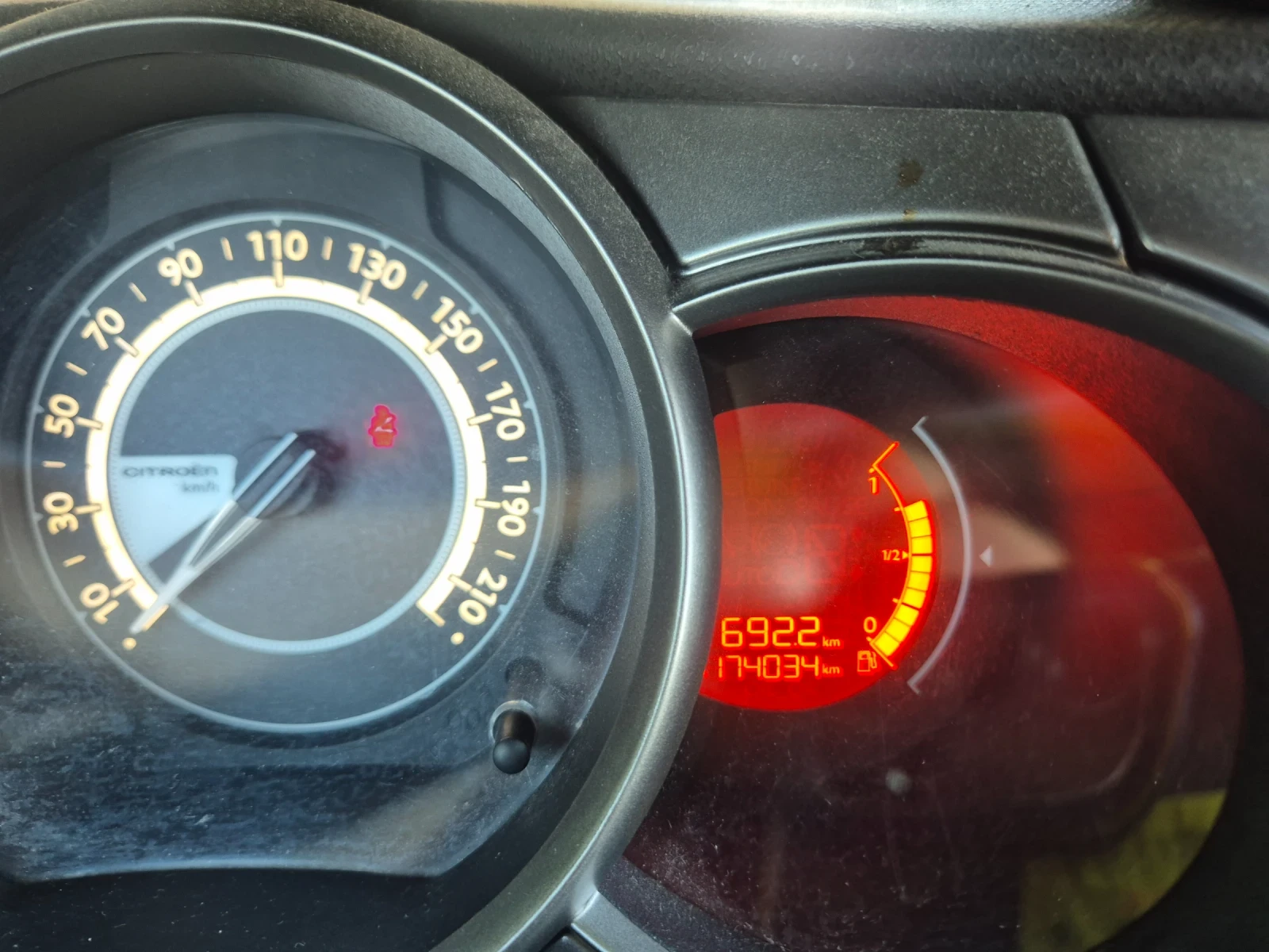 Citroen C3 1.2, EURO6B | Mobile.bg � ����������� 13