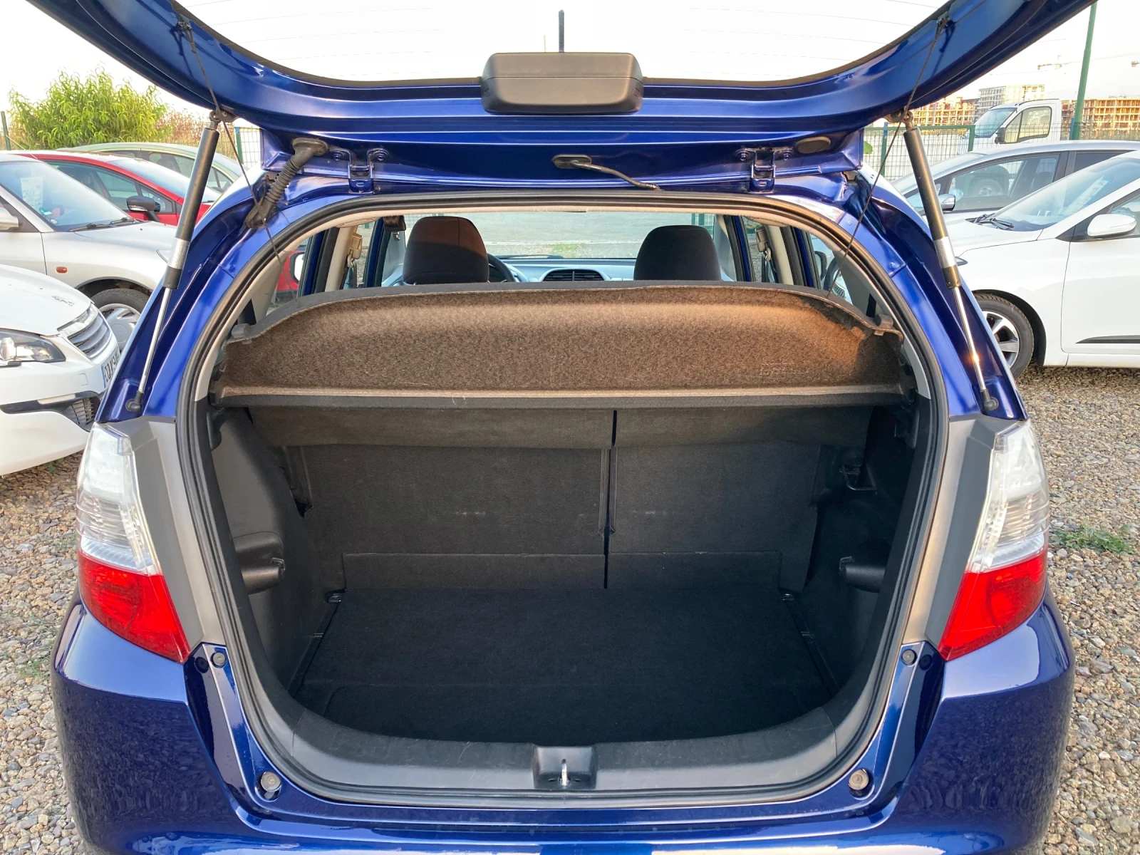 Honda Jazz 1.4i 100ps, снимка 16 - Автомобили и джипове - 55084049