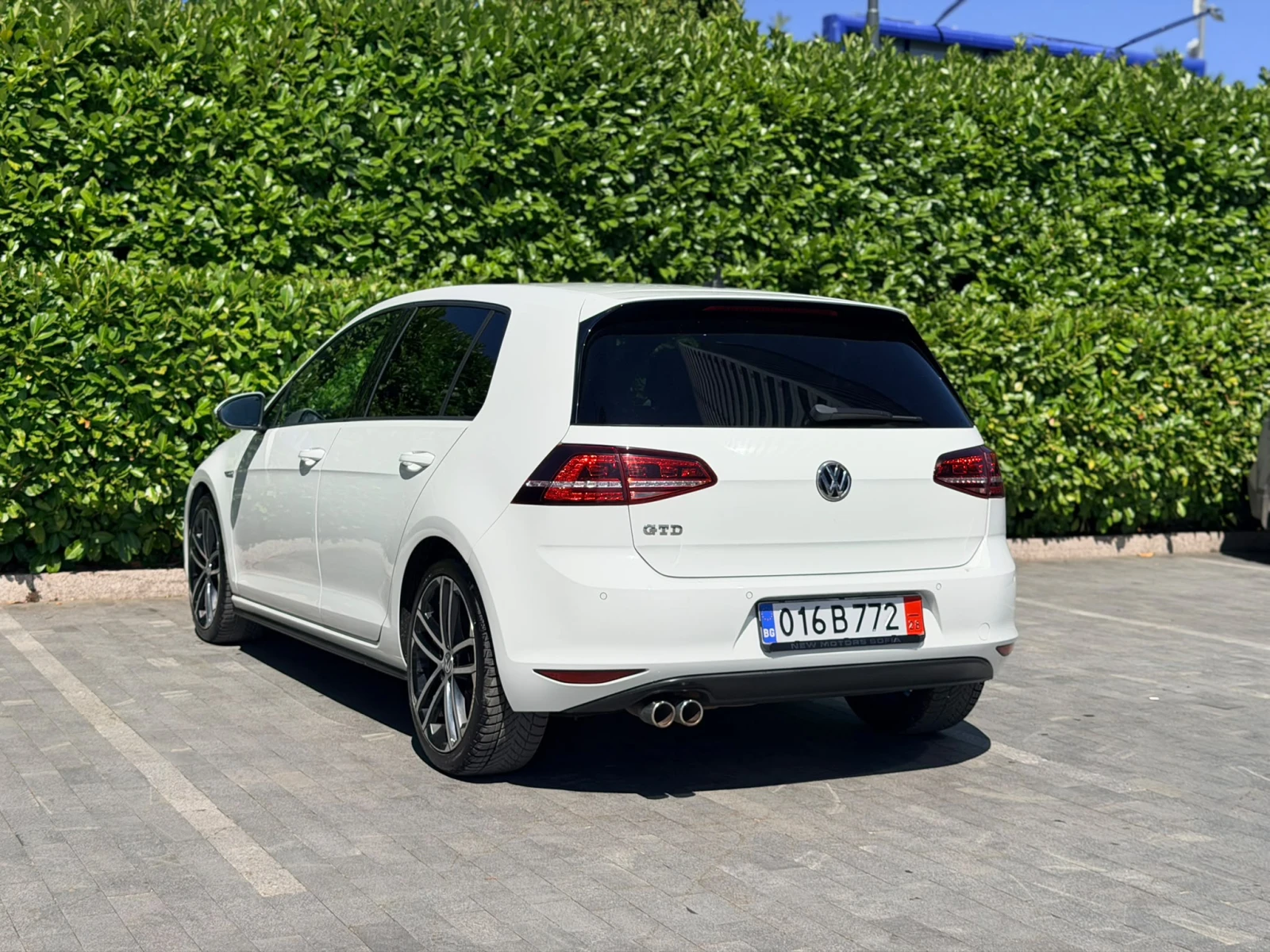 VW Golf 2.0TDI GTD 184 к.с Лизинг Уникредит по187евро , снимка 4 - Автомобили и джипове - 55654315
