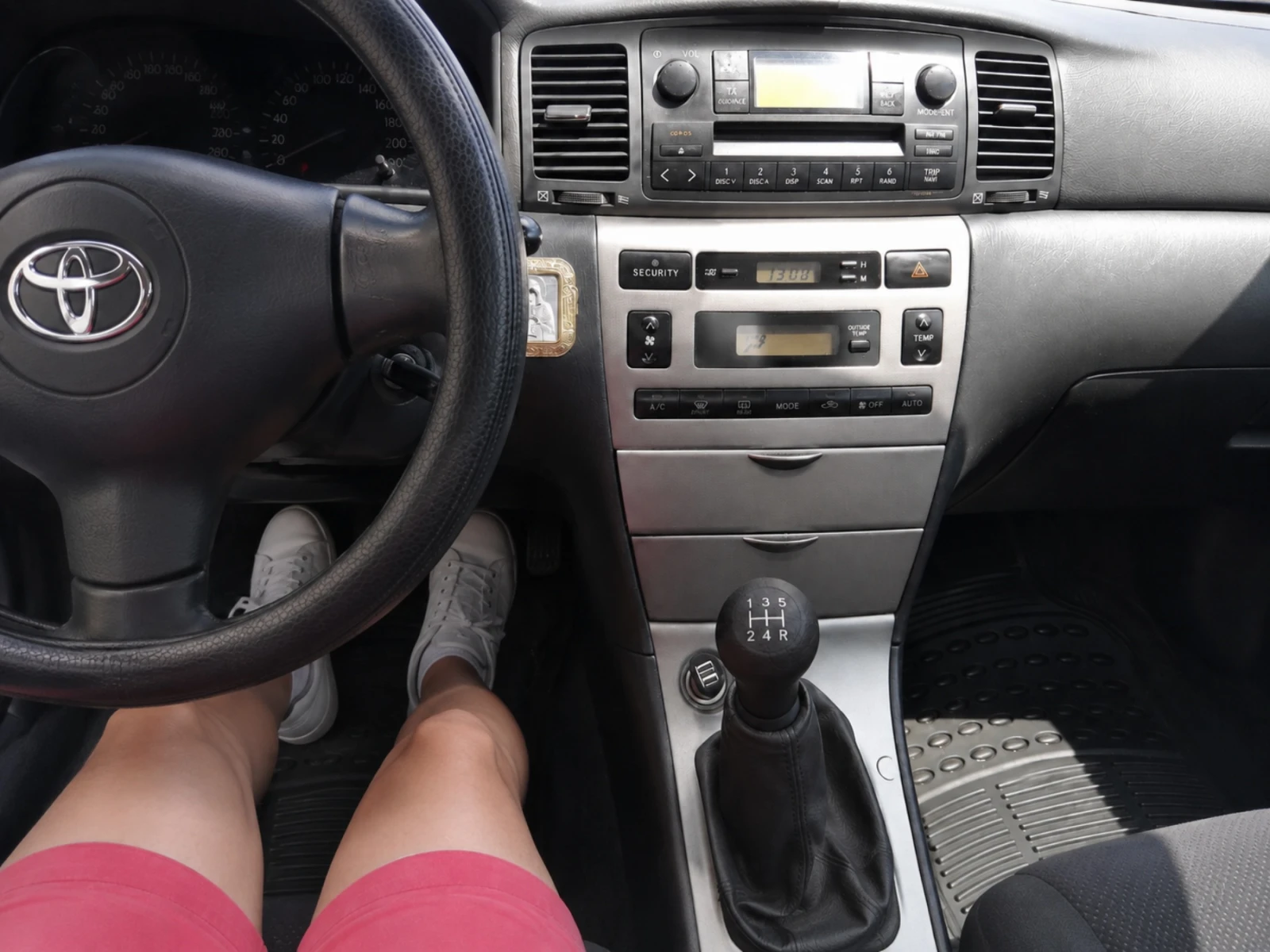 Toyota Corolla, снимка 6 - Автомобили и джипове - 55674855