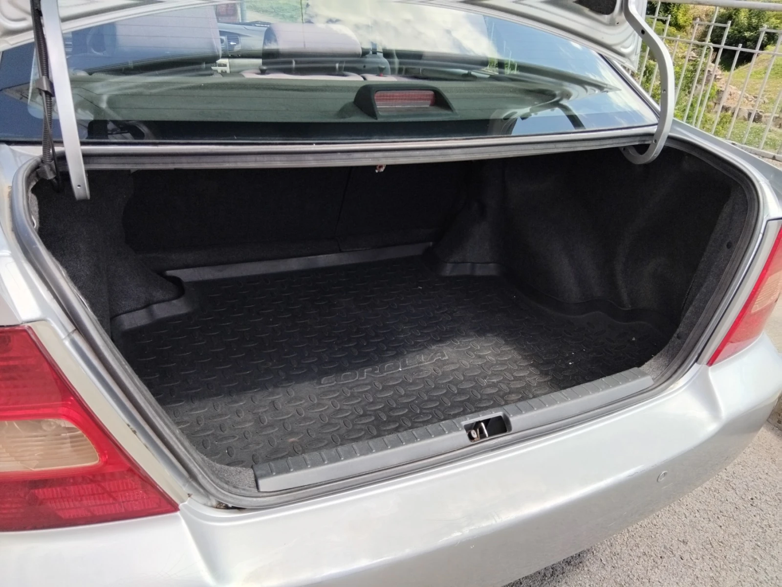 Toyota Corolla, снимка 10 - Автомобили и джипове - 55674855