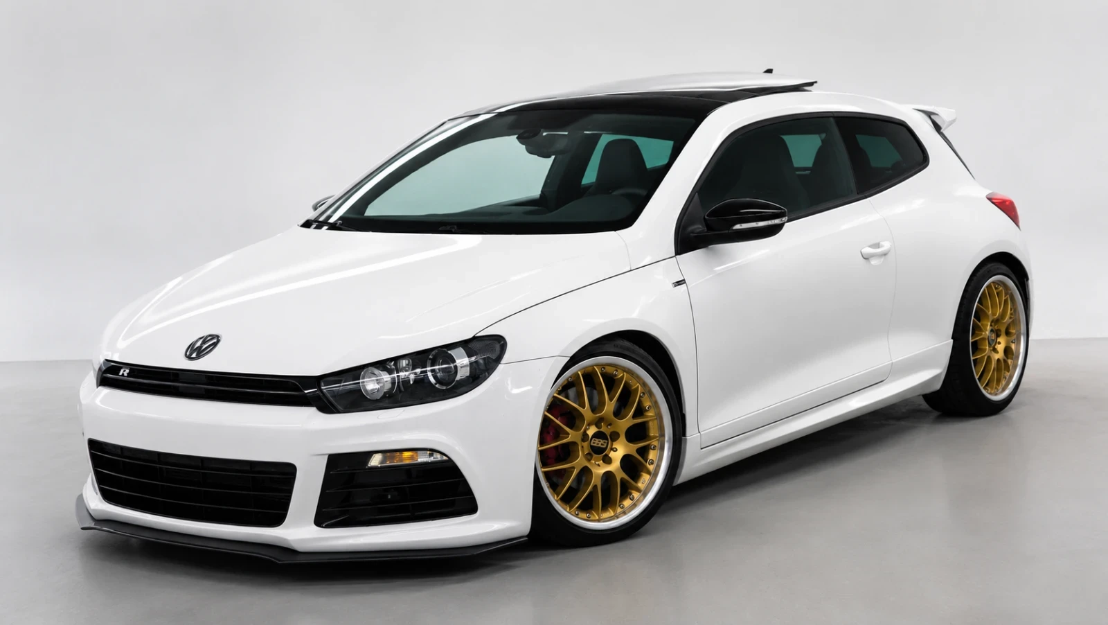 VW Scirocco 2.0T
