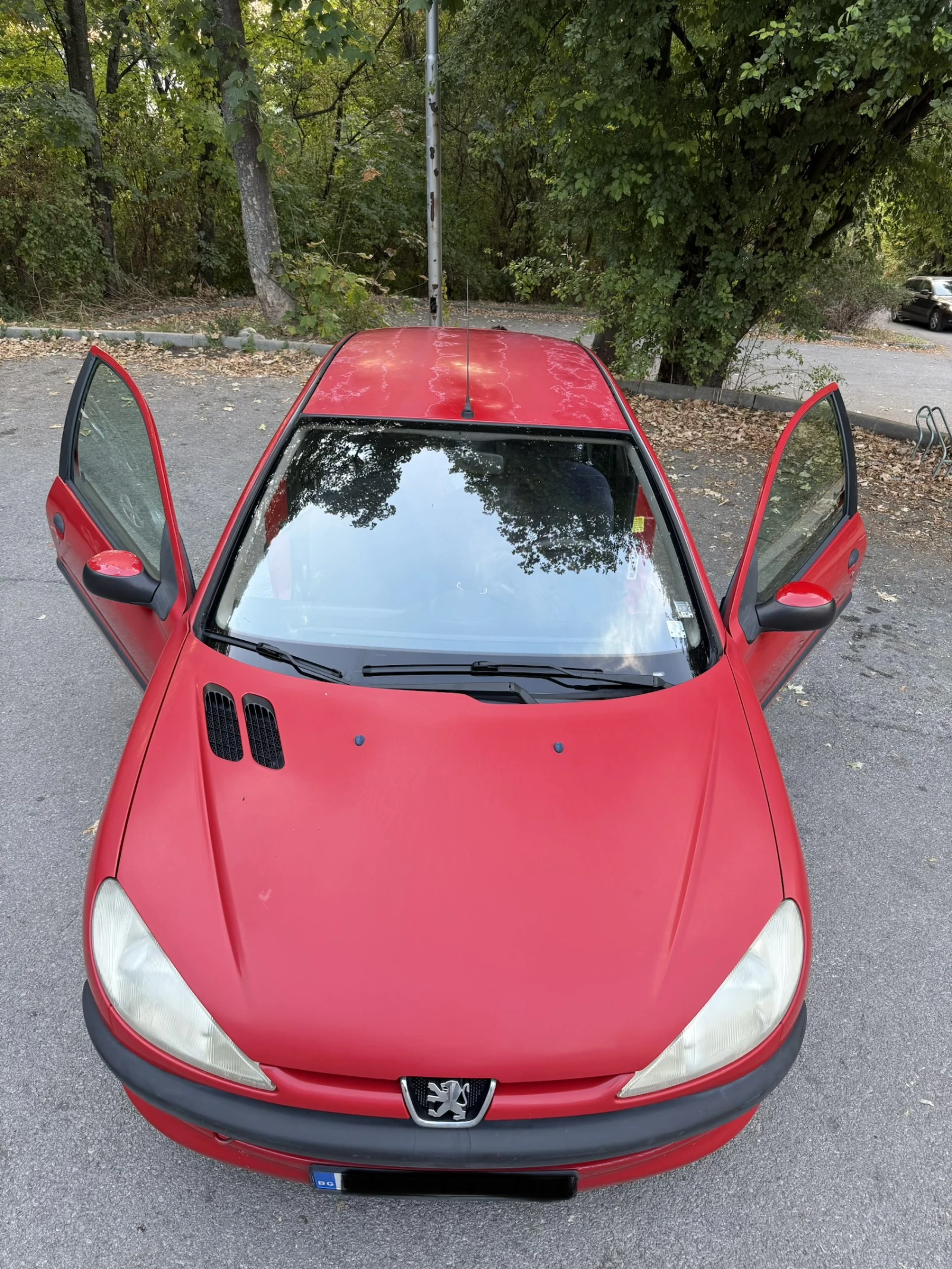 Peugeot 206 1.1, снимка 2 - Автомобили и джипове - 56287991