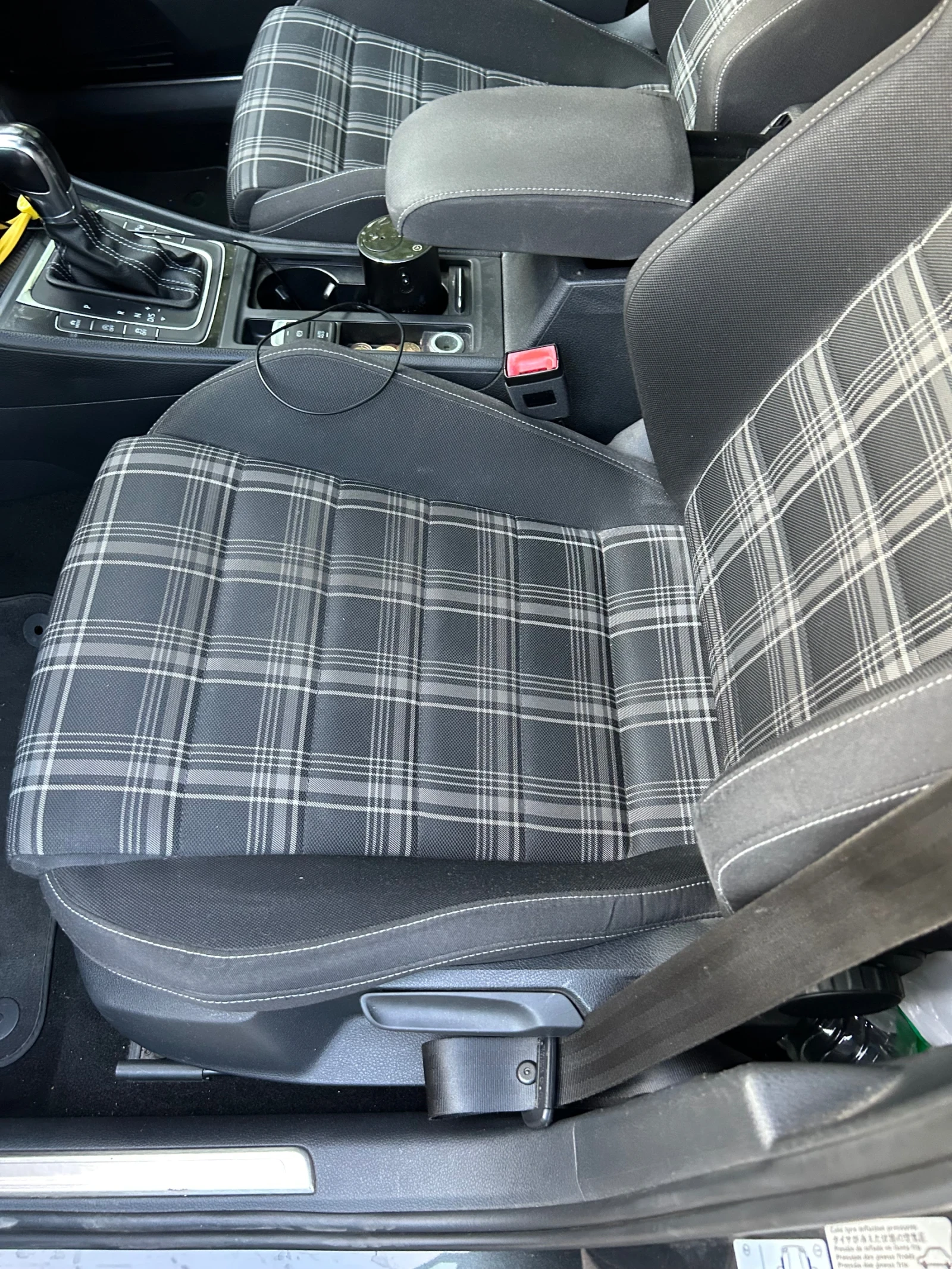VW Golf, снимка 6 - Автомобили и джипове - 56297253