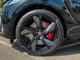 Jaguar F-PACE SVR, снимка 6