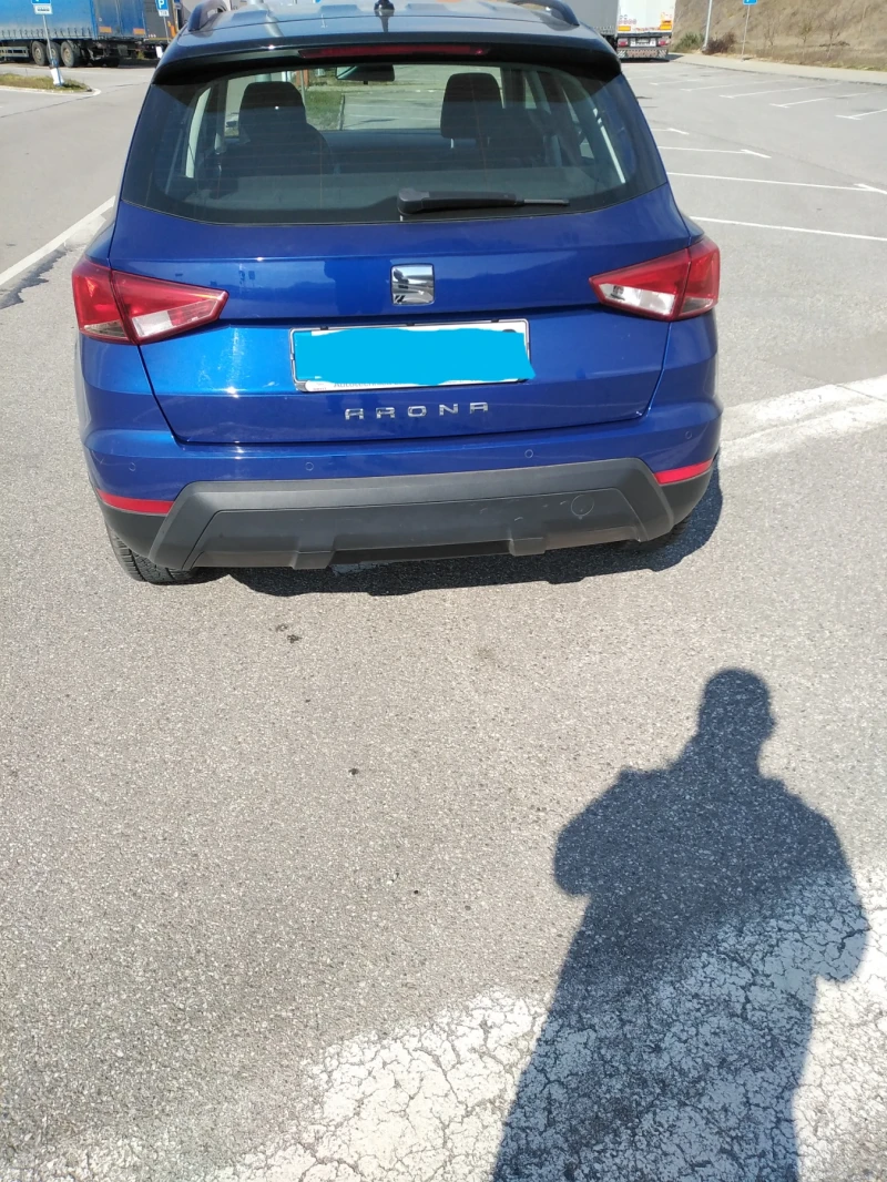 Seat Arona, снимка 2 - Автомобили и джипове - 48046684