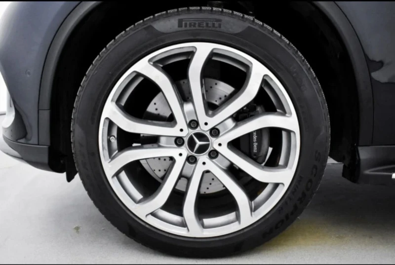 Mercedes-Benz GLE 43 AMG Line assist, 360 , Distance control, Бартер Лизинг, снимка 11 - Автомобили и джипове - 52393159
