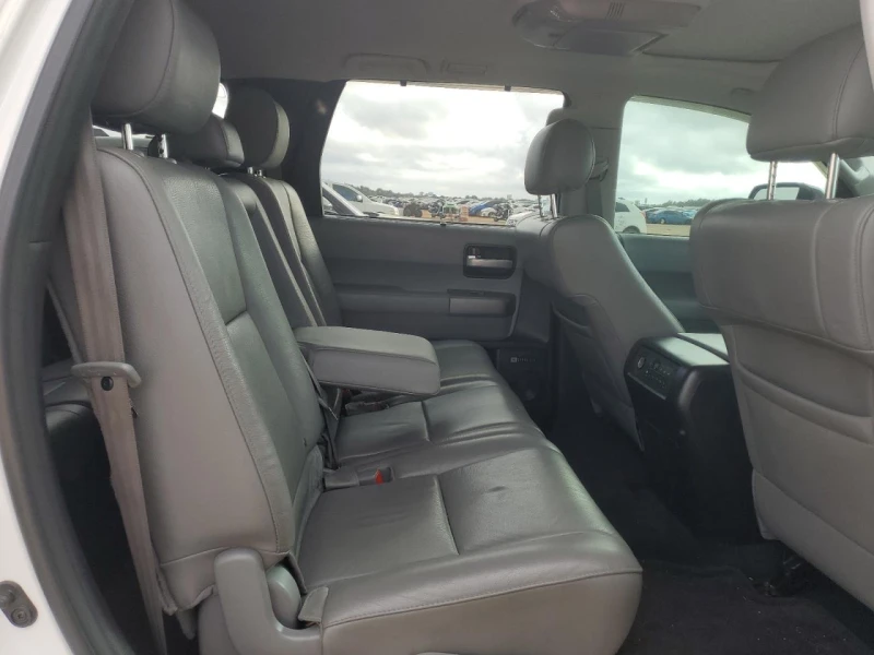 Toyota Sequoia LIMITED, снимка 9 - Автомобили и джипове - 52565748