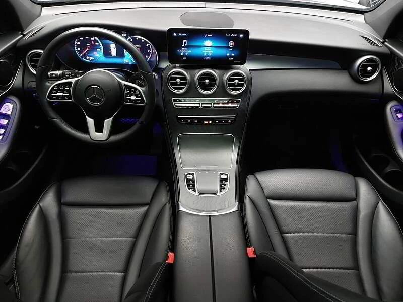 Mercedes-Benz GLC 300 4MATIC* AMG* HUD* ПАНОРАМА* ПОДГРЕВ* LANE ASSIST, снимка 10 - Автомобили и джипове - 55323898