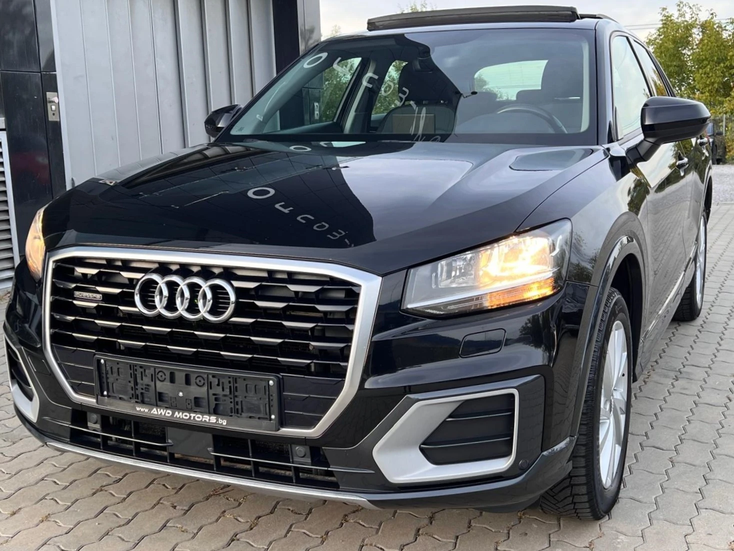 Audi Q2 2.0TDI 4х4 Дистроник Панорама Автоматик Нави Камер - изображение 2