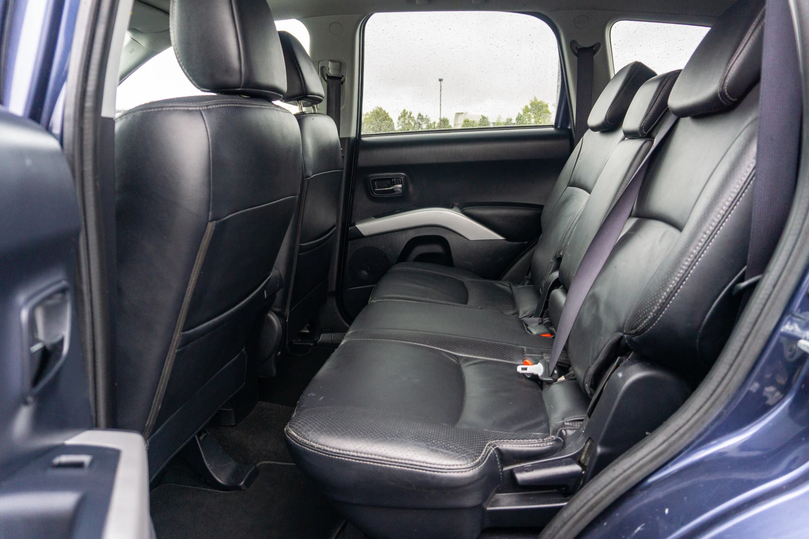 Mitsubishi Outlander 2.4i 170hp 4x4 Executive!  !  | Mobile.bg   12