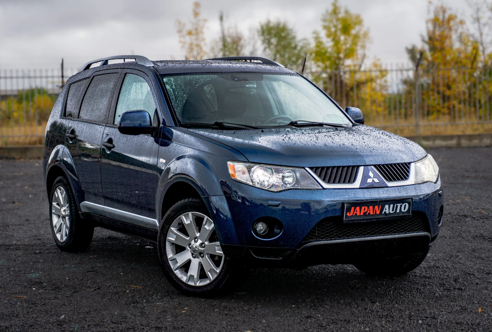 Mitsubishi Outlander 2.4i 170hp 4x4 Executive! С ГАРАНЦИЯ!  - изображение 3
