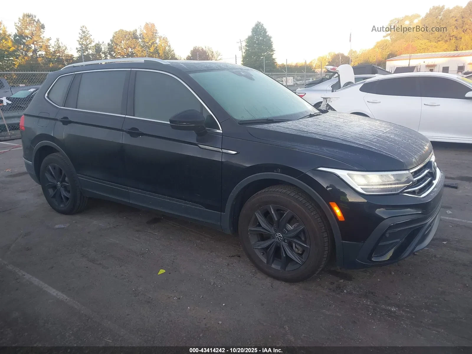 VW Tiguan R-LINE* 4MOTION* ����* Black Edition* ������ ����  | Mobile.bg � ����������� 3