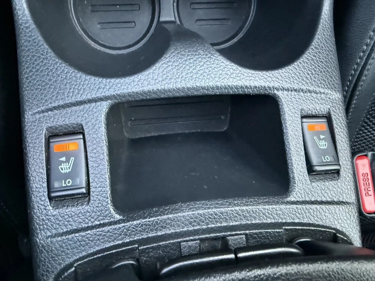 Nissan Qashqai 1.6 DCI 131кс/ Камера360/KEYLESS/Панорама/ Tekna, снимка 15 - Автомобили и джипове - 53738423