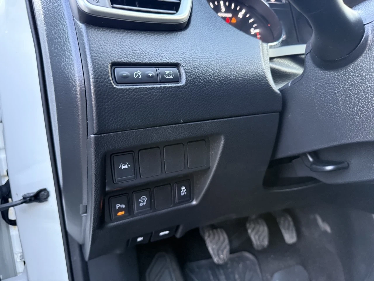 Nissan Qashqai 1.6 DCI 131кс/ Камера360/KEYLESS/Панорама/ Tekna, снимка 14 - Автомобили и джипове - 53738423