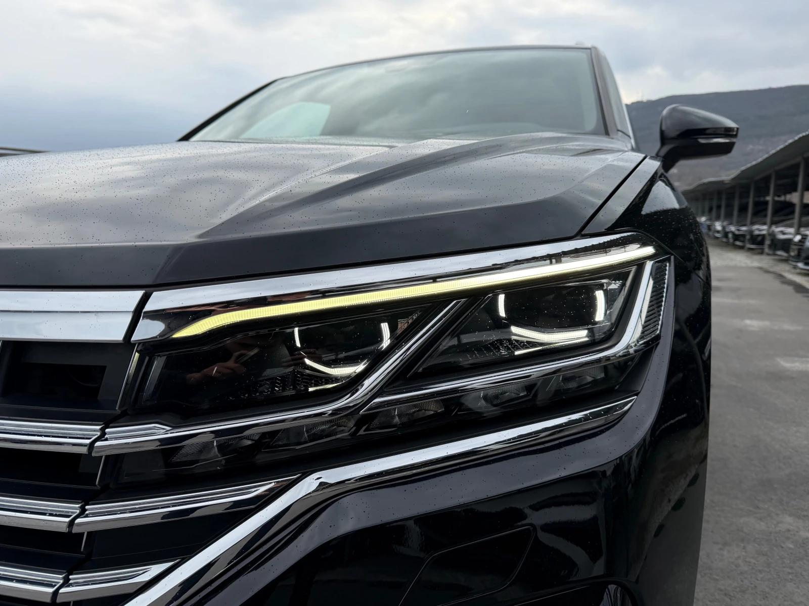 VW Touareg R-line V6 TDI 4MOTION-всички екстри за модела, снимка 9 - Автомобили и джипове - 53963532