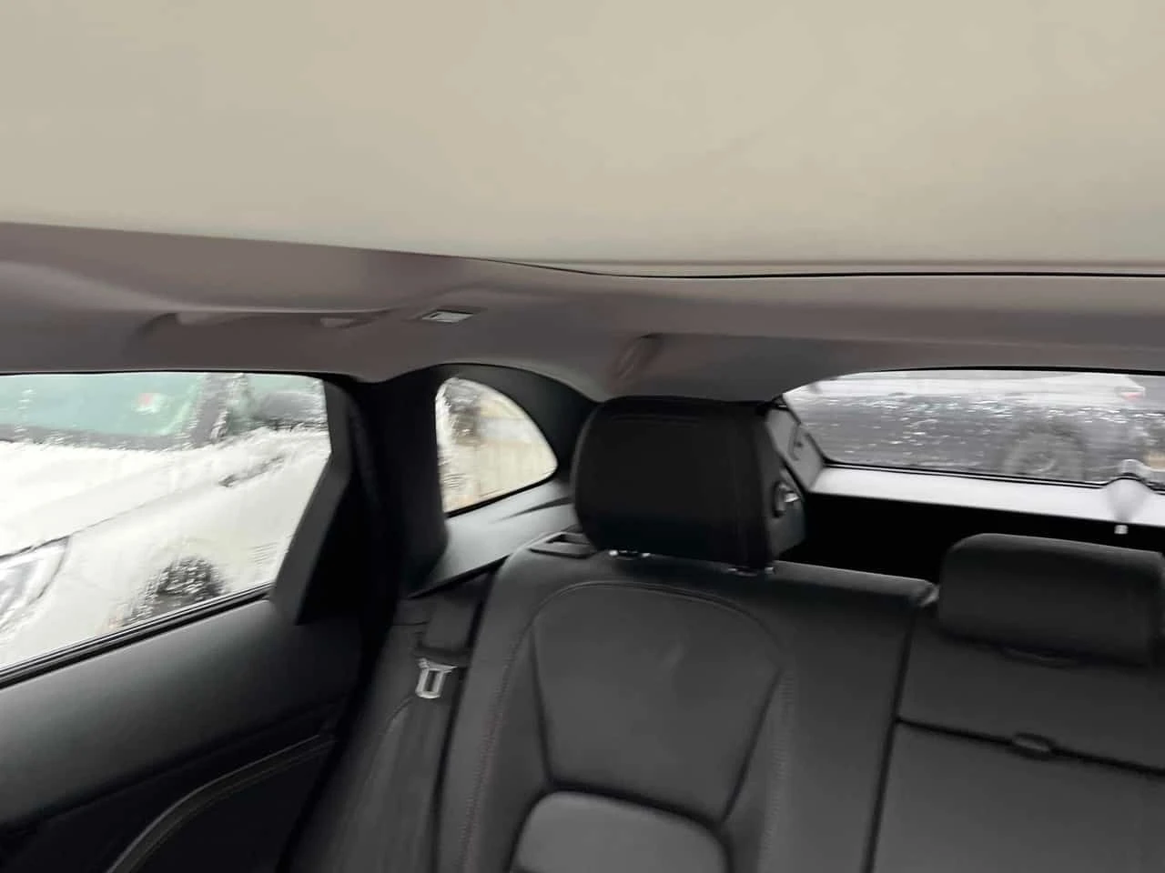 Jaguar F-PACE * Prestige * CARFAX * ЦЕНА ДО БГ, снимка 12 - Автомобили и джипове - 54113182