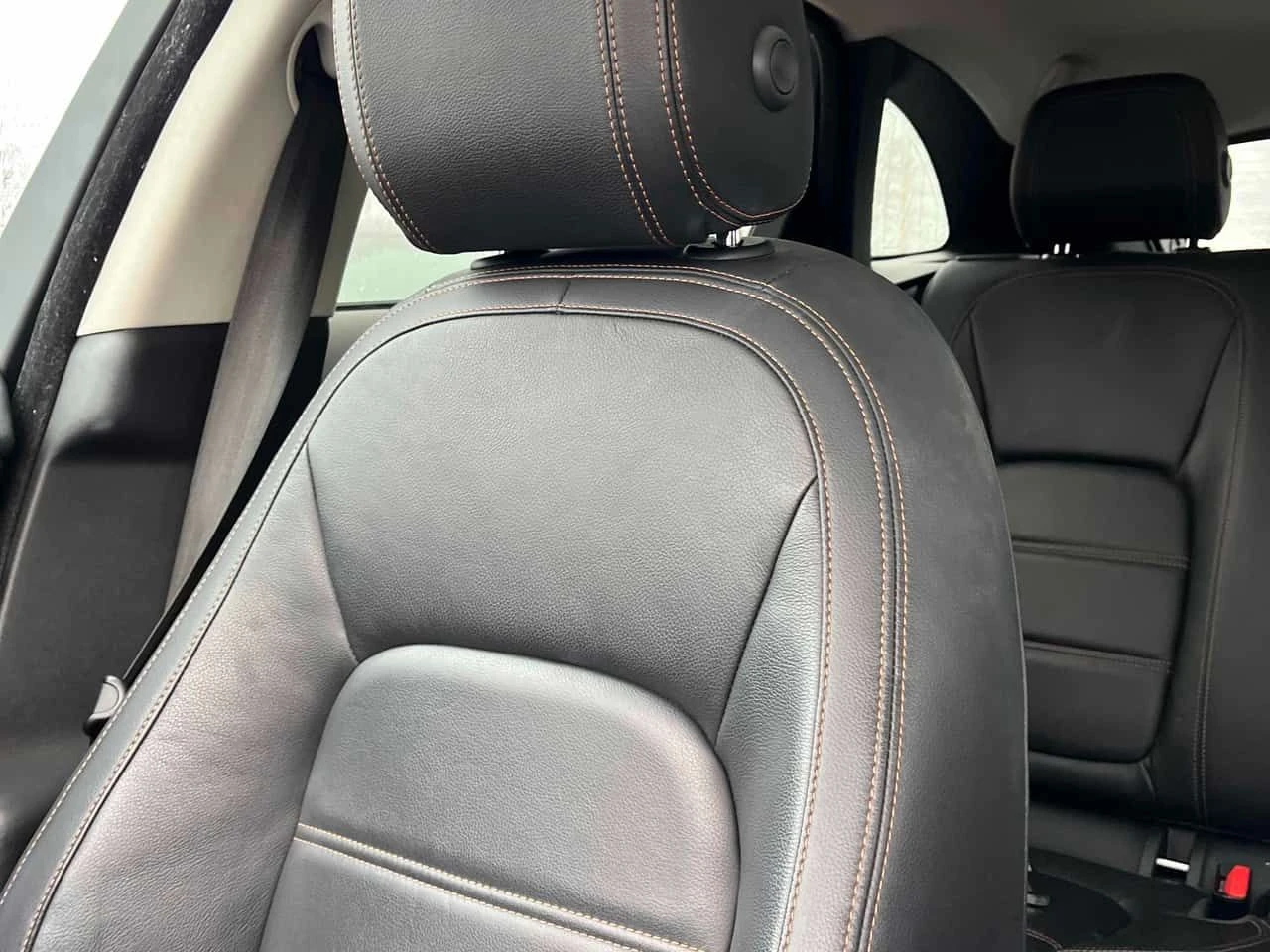 Jaguar F-PACE * Prestige * CARFAX * ЦЕНА ДО БГ, снимка 13 - Автомобили и джипове - 54113182