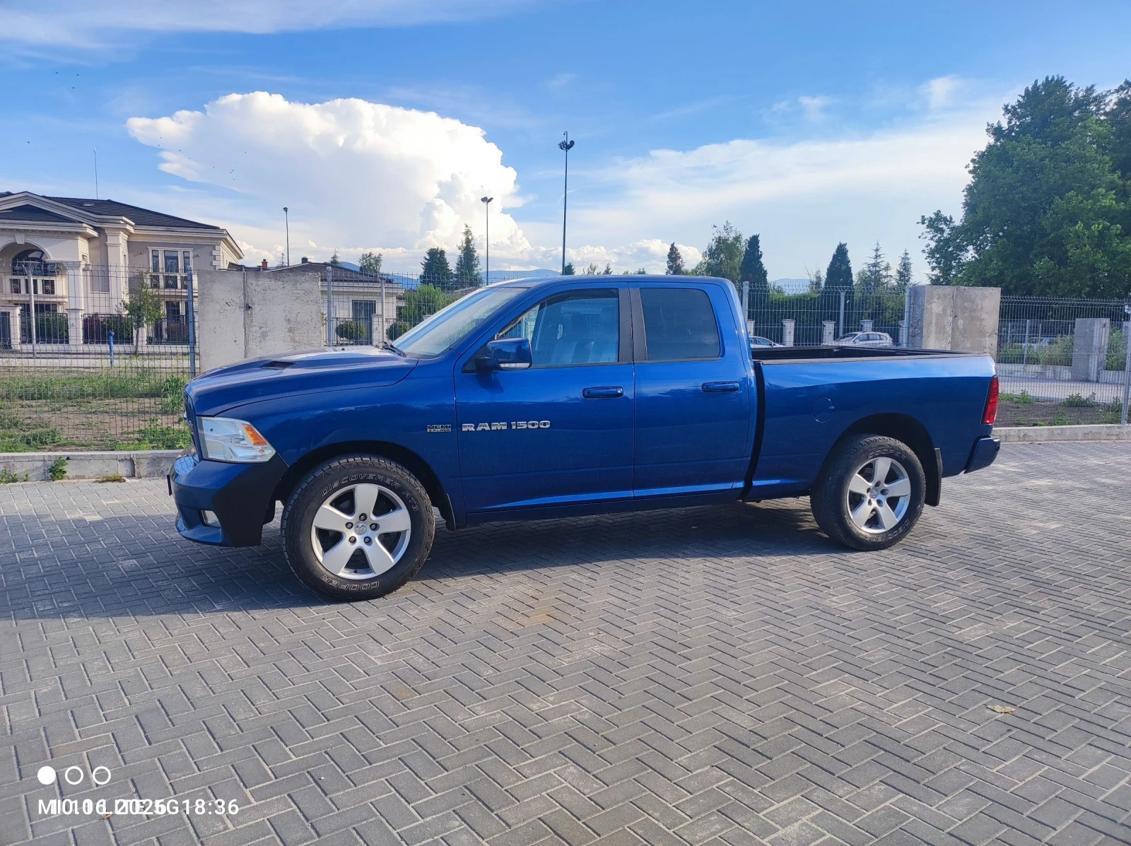 Dodge RAM 1500, снимка 4 - Автомобили и джипове - 54874527