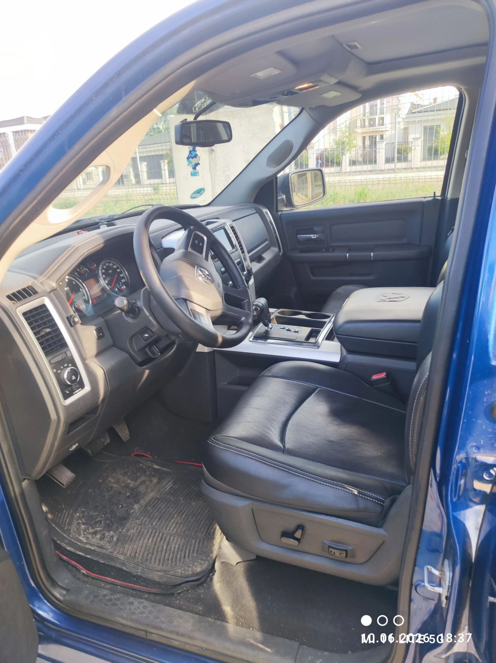 Dodge RAM 1500, снимка 9 - Автомобили и джипове - 54874527