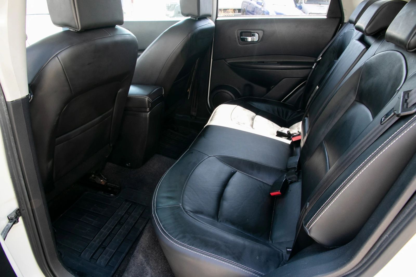 Nissan Qashqai, снимка 10 - Автомобили и джипове - 55499898