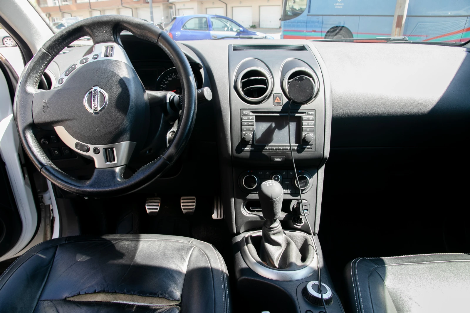 Nissan Qashqai, снимка 9 - Автомобили и джипове - 55499898
