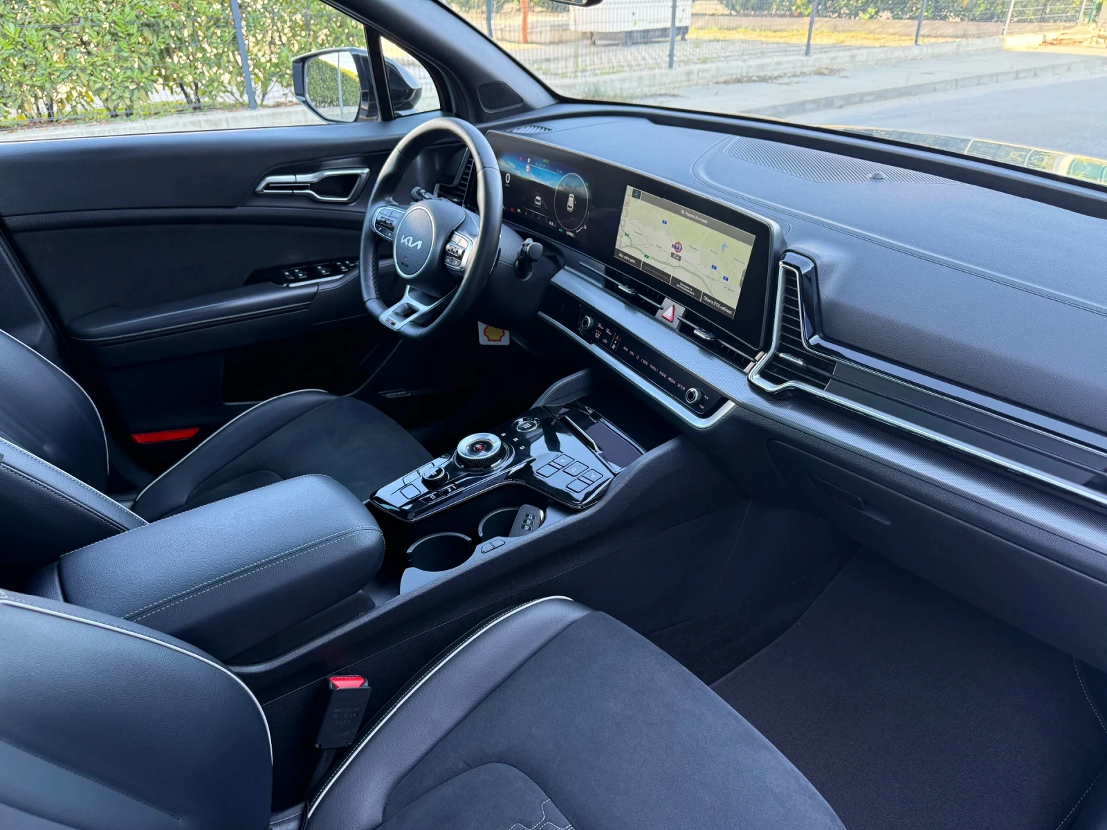 Kia Sportage 1.6HEV 230кс/GTLINE/ПОДГРЕВ/360/DISTRONIC/ИСТОРИЯ/, снимка 9 - Автомобили и джипове - 55598153