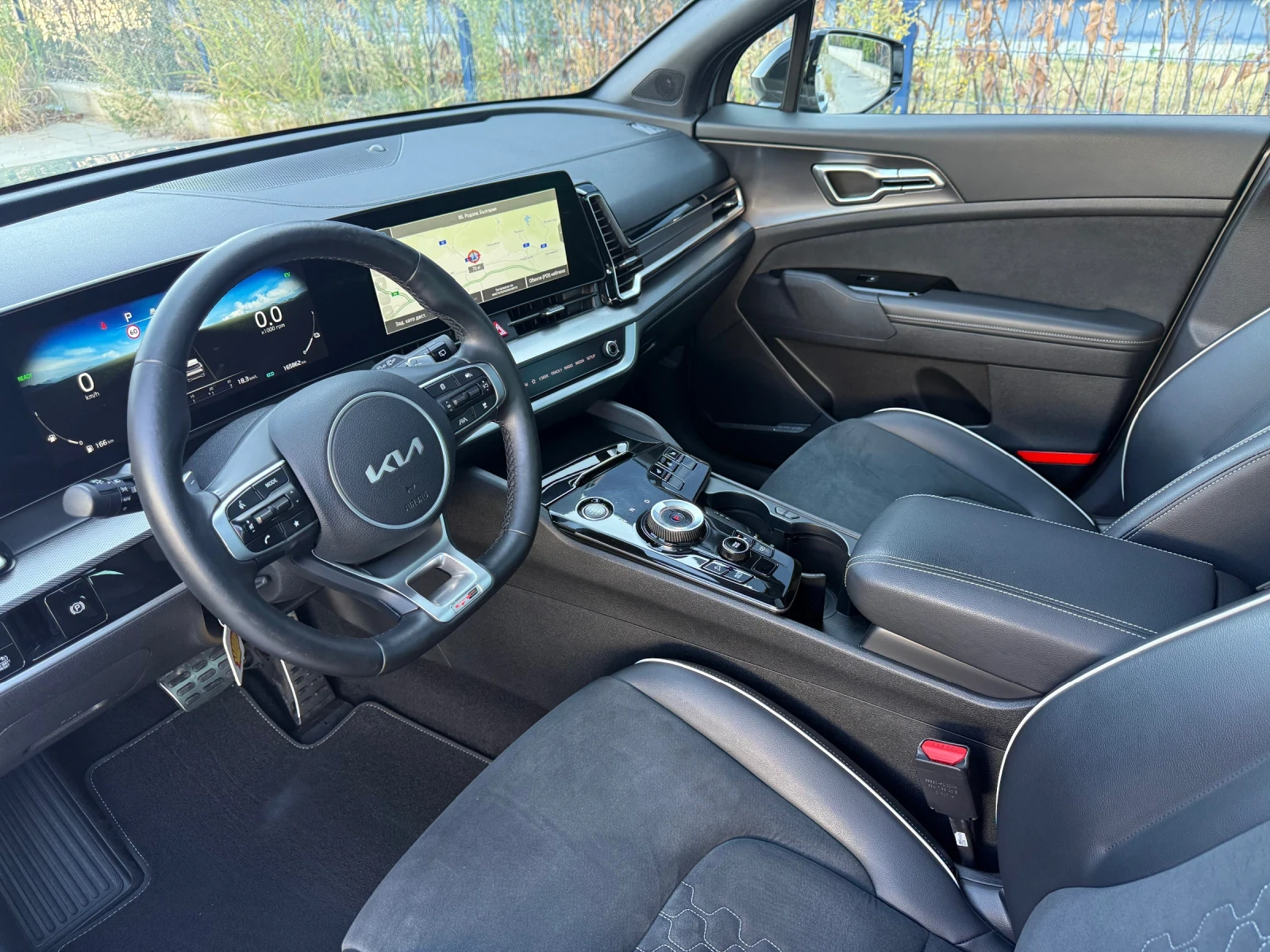 Kia Sportage 1.6HEV 230кс/GTLINE/ПОДГРЕВ/360/DISTRONIC/ИСТОРИЯ/, снимка 6 - Автомобили и джипове - 55598153