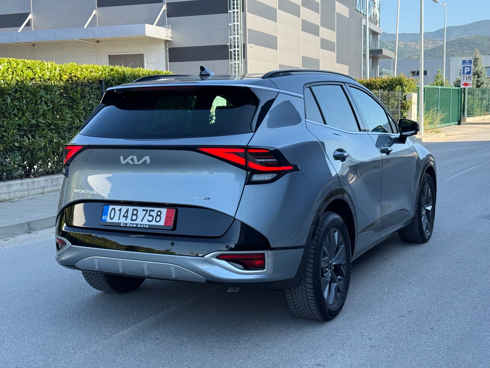 Kia Sportage 1.6HEV 230кс/GTLINE/ПОДГРЕВ/360/DISTRONIC/ИСТОРИЯ/, снимка 3 - Автомобили и джипове - 55598153