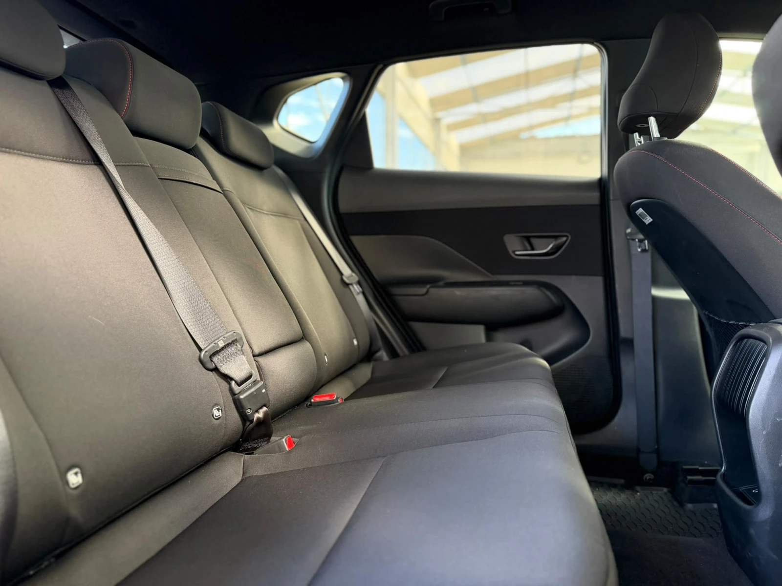 Hyundai Kona / HYBRID / N-LINE / DISTRONIC /, снимка 12 - Автомобили и джипове - 56129823