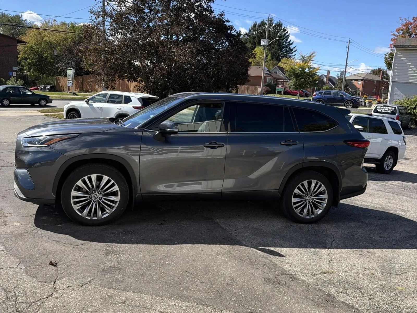 Toyota Highlander, снимка 3 - Автомобили и джипове - 56706072