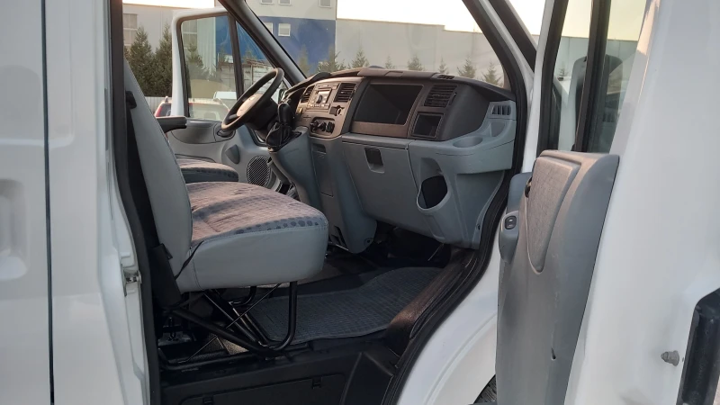 Ford Transit 2.2TDCI-КЛИМАТИК , снимка 8 - Бусове и автобуси - 47973379